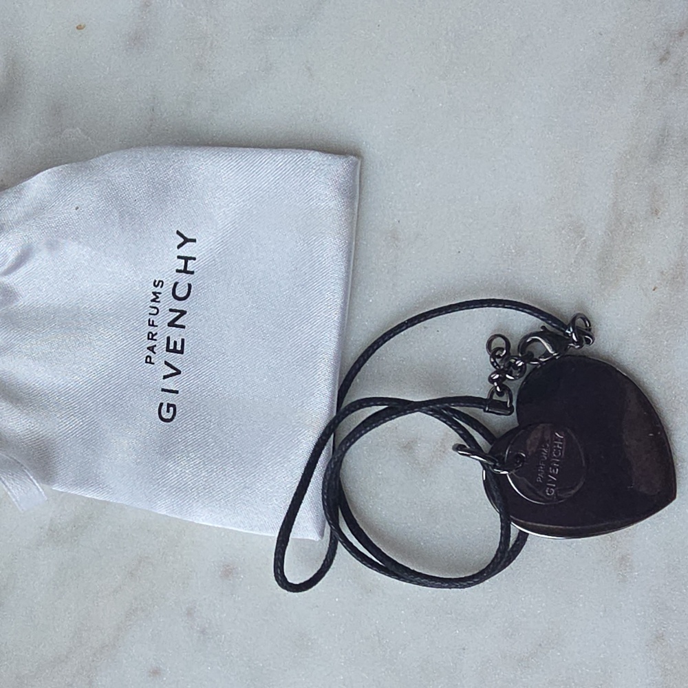 Givenchy heart pendant necklace